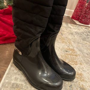 Burberry rain boots
